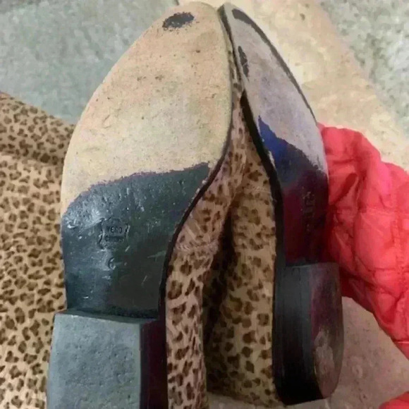 Creations by Tony Lama 80s Soft Fuzzy Leopard Print Boots - Picture 11 of 12